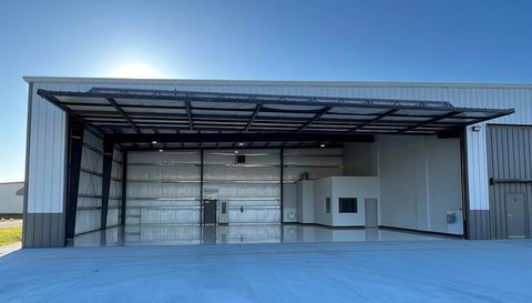 85 Hangar Way
