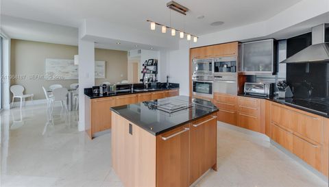 1331 Brickell Bay Dr