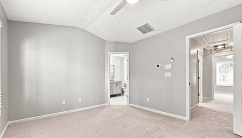 3684 Lantern Walk Ln