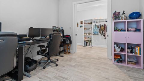 4512 CRESTPOINT Wy