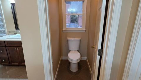 2030 Lenox Cove Cir NE