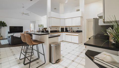 240 N Country Club Dr