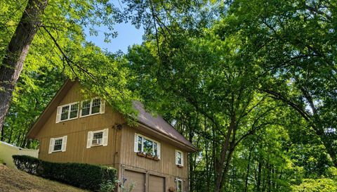 112 Ambler Road