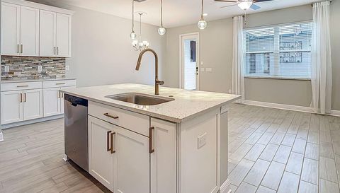 12538 Rangeland Blvd