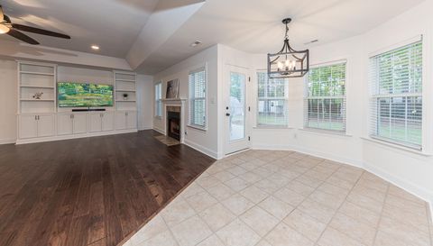 113 Sparkling Brook Way