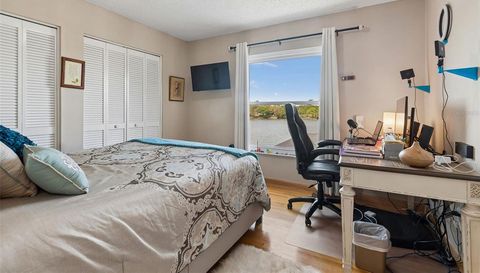 11415 WHISPERING HOLLOW