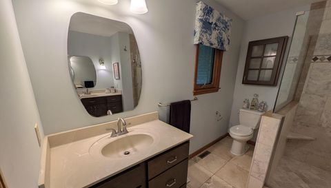 3845 Valley View Dr