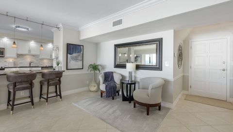 3401 Gulf Shore Blvd N Unit 605