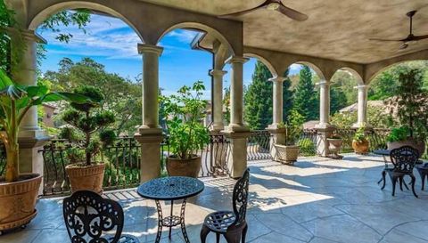 119 Del Norte Vista Way