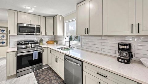 578 - 580 COMPANION WAY