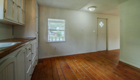 2778 N Rutgers Terrace