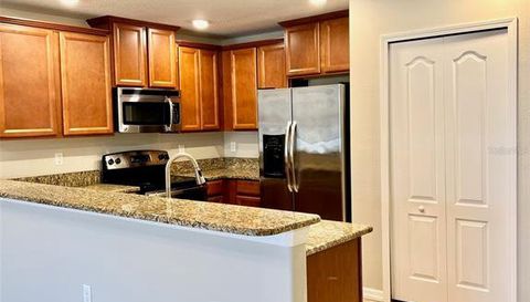 8923 AZALEA SANDS LANE