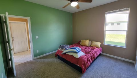 3145 Twisted Oak Loop