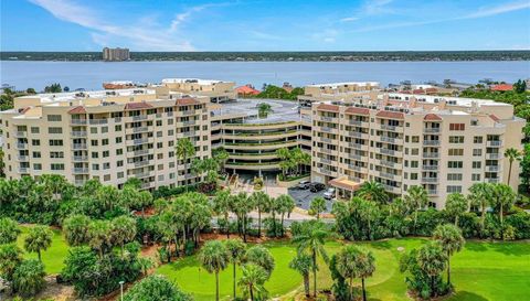 3 OCEANS WEST BOULEVARD