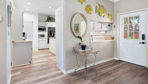 113 Cherry Hills Dr