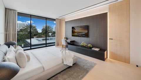 255 Ocean Blvd
