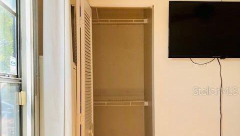 2964 OBANNION STREET