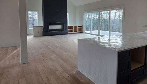 7048 Nichols Cove Dr