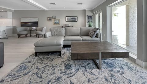 152 Marina Del Rey Ct