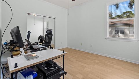 311 SW Coconut Key Way