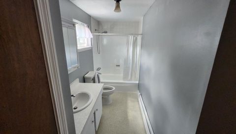 438 Blackstone Vlg