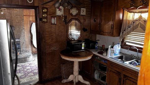 3126 Farrington Point Rd