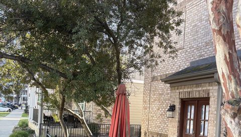 801 Red Drew Ave APT 4