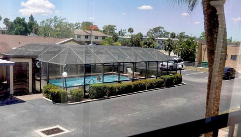 2395 Harbor Blvd Apartment 203