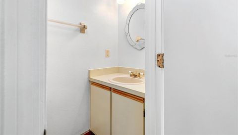 6020 SCOTCHWOOD GLEN