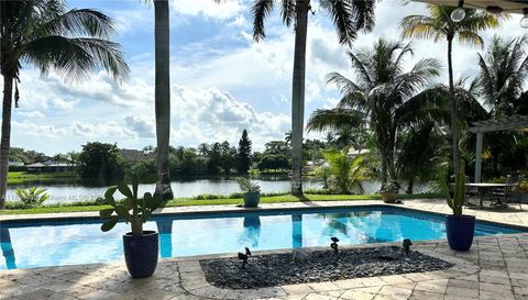 960 Bayberry Point Dr