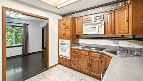 2200 Yellow Creek Rd