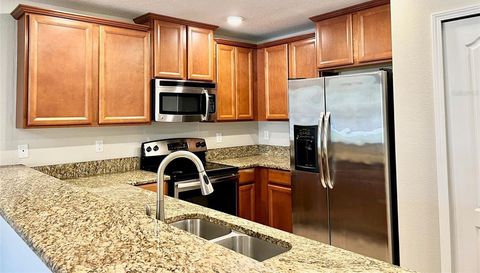 8923 AZALEA SANDS LANE