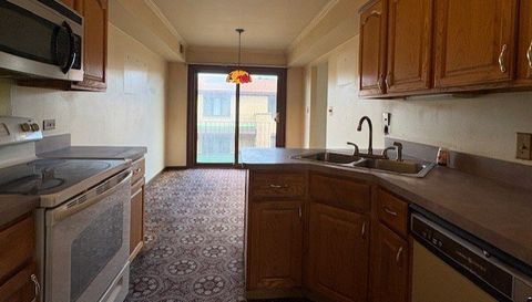 10355 Parkside Avenue