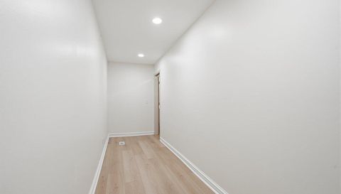 8 Overlook Ct