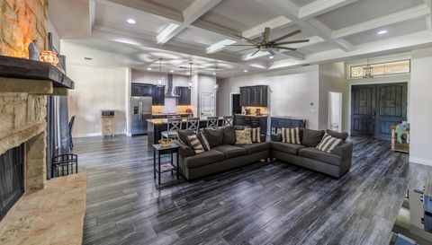 2127 Oakwood Holw