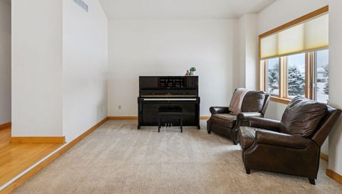 2728 Headland Court SW