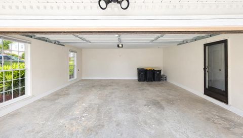 19 E Creekview Dr SW