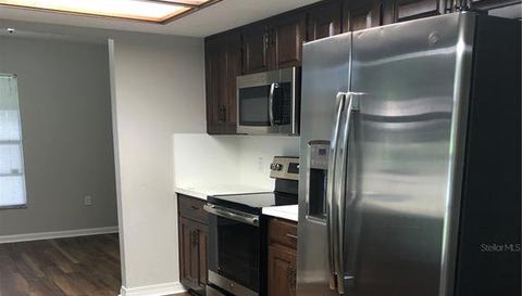 1113 HALLAMWOOD TRAIL S