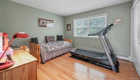 2 Whitman Pl
