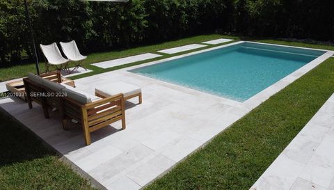 11 Veragua Ave
