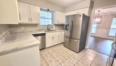 3270 Austin Dr