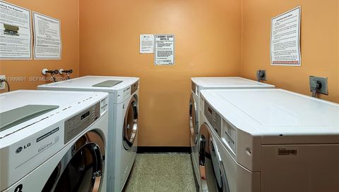 600 Three Islands Blvd