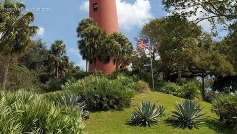 2309 Fairway Drive South