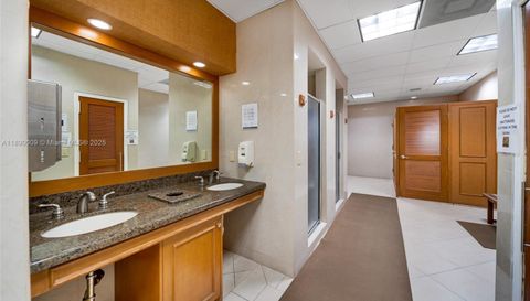 4280 Galt Ocean Dr