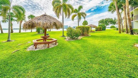 718 Executive Center Dr