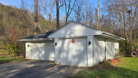 2750 Stonecrest Drive