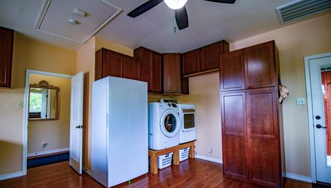1063 Sanctuary Ln