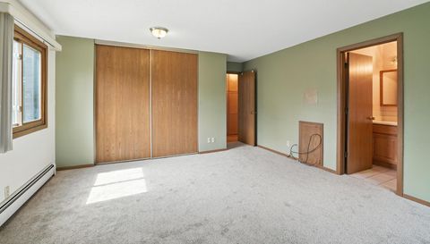 4 Pine Tree Drive
