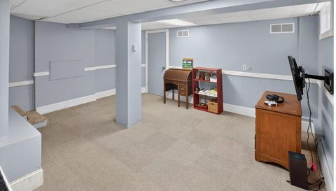 304 2nd Street N