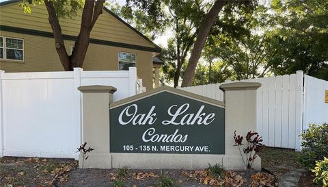 117 N MERCURY AVENUE